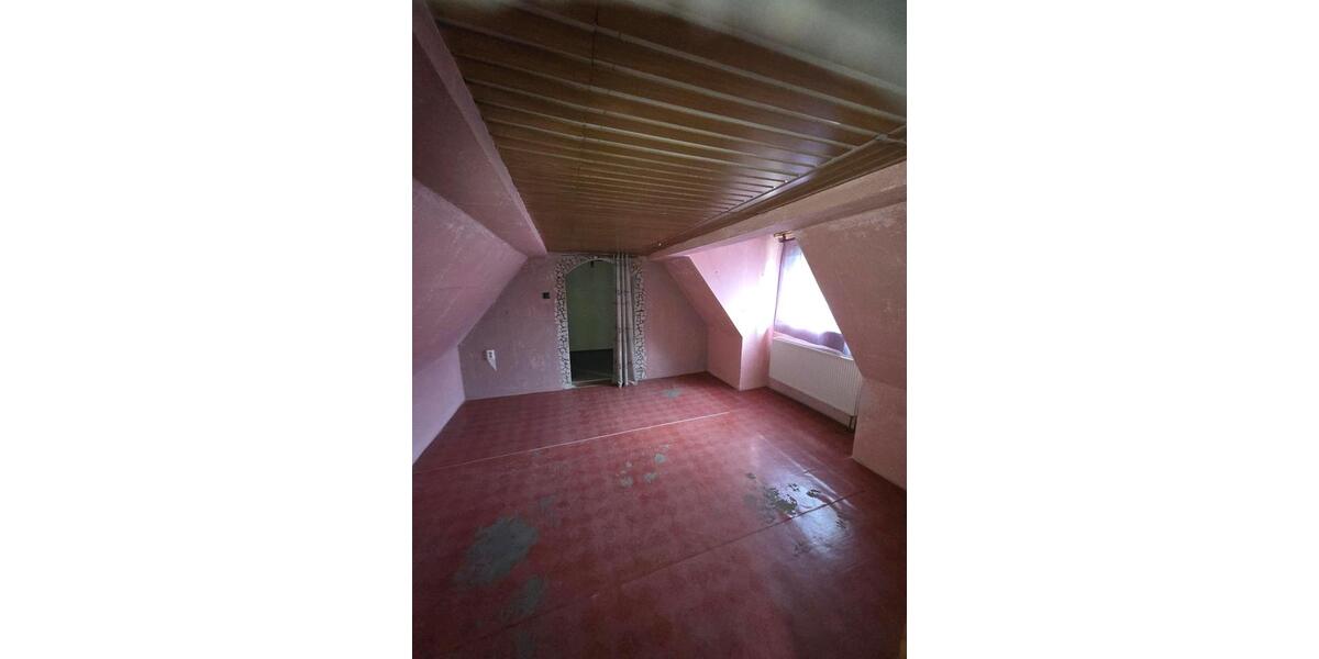 Doppelhaushälfte Bad Lauchstädt - 4 Zimmer, 75 m&sup2;, 75.000&euro; | Angebot:27107780