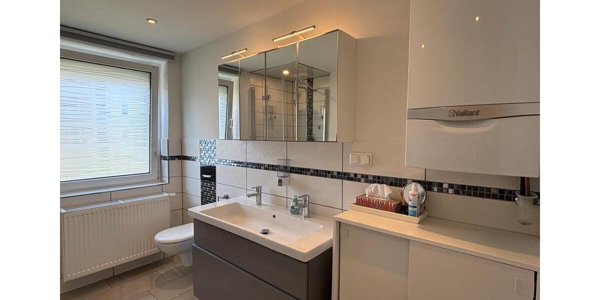 Etagenwohnung Halle (Saale) Damaschkestraße - 4 Zimmer, 90 m&sup2;, 220.000&euro; | Angebot:25870122