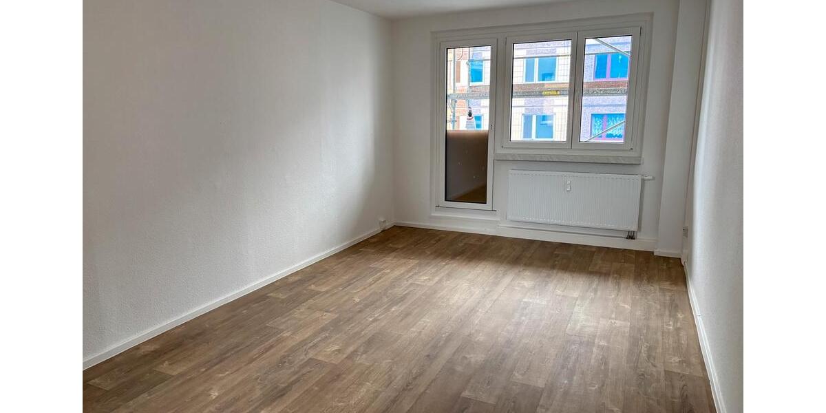 Etagenwohnung Halle (Saale) Damaschkestraße - 2 Zimmer, 72 m&sup2;, 572&euro; | Angebot:25484092