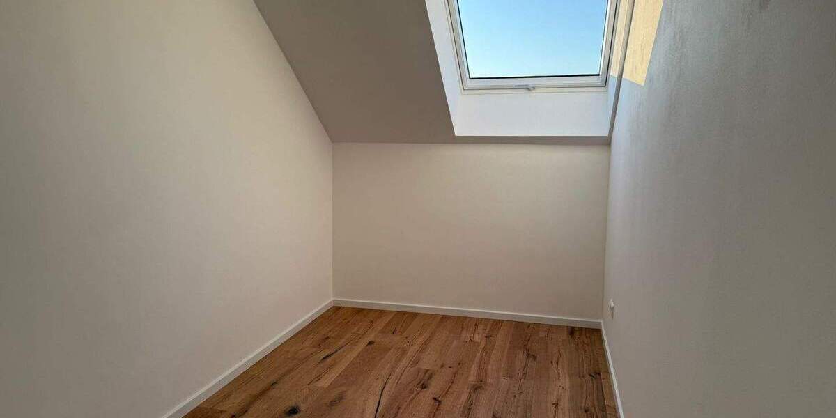 Reihenmittelhaus Kabelsketal Großkugel - 6 Zimmer, 170 m&sup2;, 1.775&euro; | Angebot:24136572