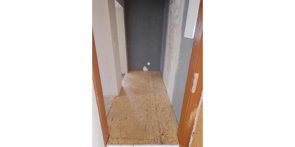 Einfamilienhaus Seegebiet Mansfelder Land - 7 Zimmer, 200 m&sup2;, 83.000&euro; | Angebot:26657379