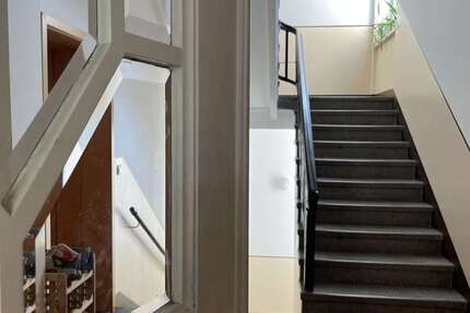 Wohnung zum Mieten in Halle 618 € 61.78 m² 2 zimmer