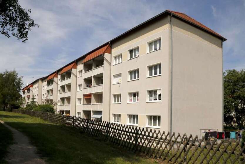 Wohnung zum Mieten in Mücheln 288 € 48 m²