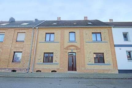 Haus Bitterfeld-Wolfen Greppin - 1 Zimmer, 205 m&sup2;, 85.000&euro; | Angebot:24251984