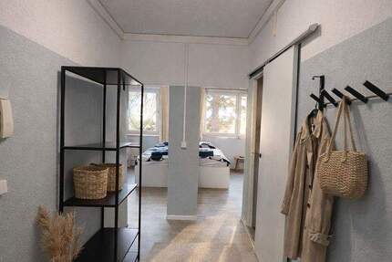 Attraktive Wohnung in ruhiger Lage - Mindener Straße 3, Halle-Nietleben 3 zimmer