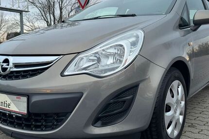 Opel Corsa 87.095 km 5.999 &euro; Schkopau 06258