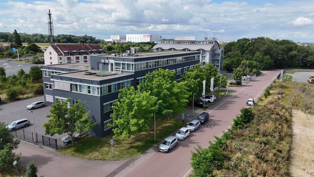 Gewerbeobjekt Schkeuditz Dölzig - 1 Zimmer, 500 m&sup2;, 4.500&euro; | Angebot:25997543