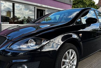 Seat Leon 137.235 km 6.990 € Kabelsketal OT Gröbers 06184
