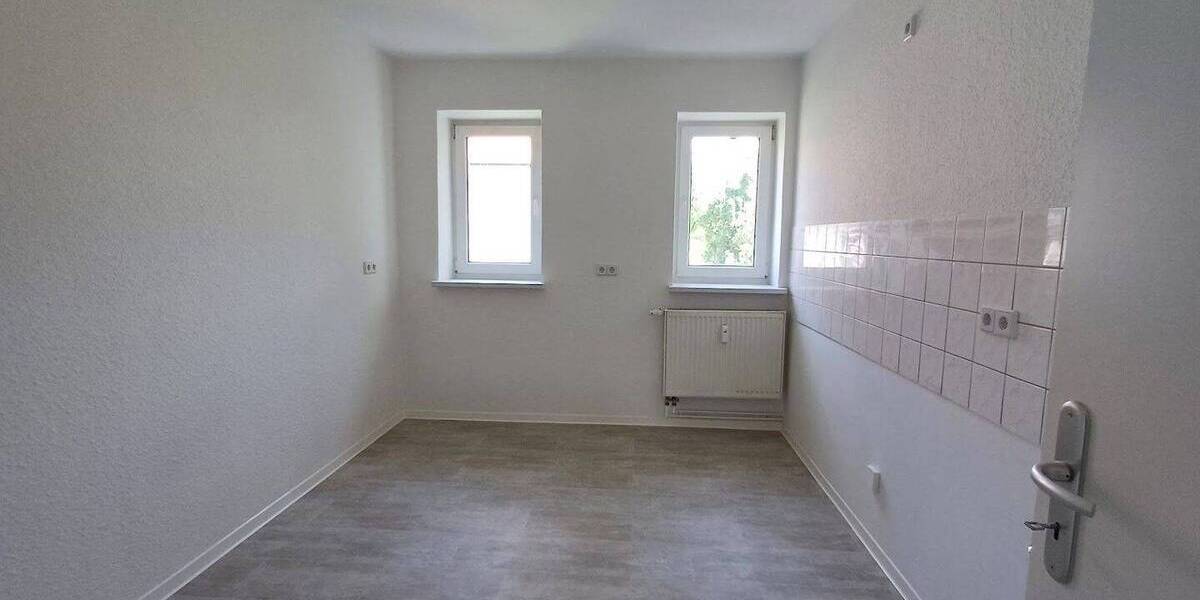 Etagenwohnung Merseburg Geusa - 3 Zimmer, 70 m&sup2;, 460&euro; | Angebot:26851574