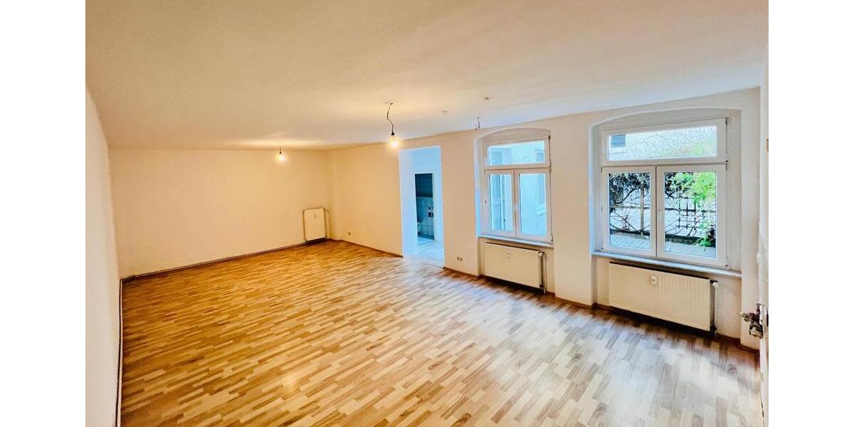 Erdgeschoßwohnung Halle (Saale) Damaschkestraße - 3 Zimmer, 100 m&sup2;, 800&euro; | Angebot:24963401