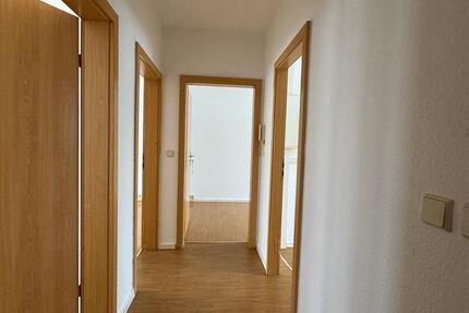 Wohnung Querfurt - 3 Zimmer, 60 m&sup2;, 360&euro; | Angebot:25268578