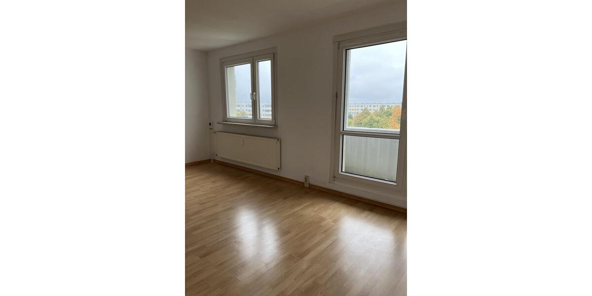 Dachgeschoßwohnung Halle (Saale) Nietleben - 3 Zimmer, 56 m&sup2;, 329&euro; | Angebot:24378399