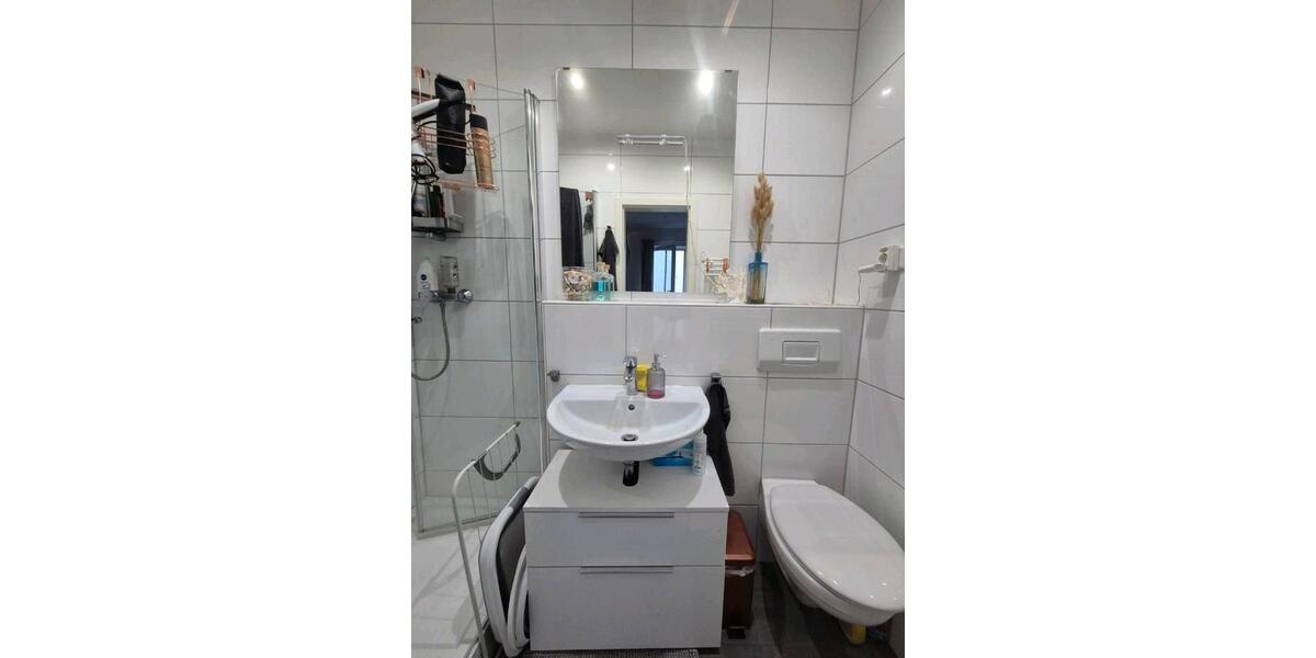 Etagenwohnung Halle (Saale) Büschdorf - 1 Zimmer, 23 m&sup2;, 170&euro; | Angebot:26551061