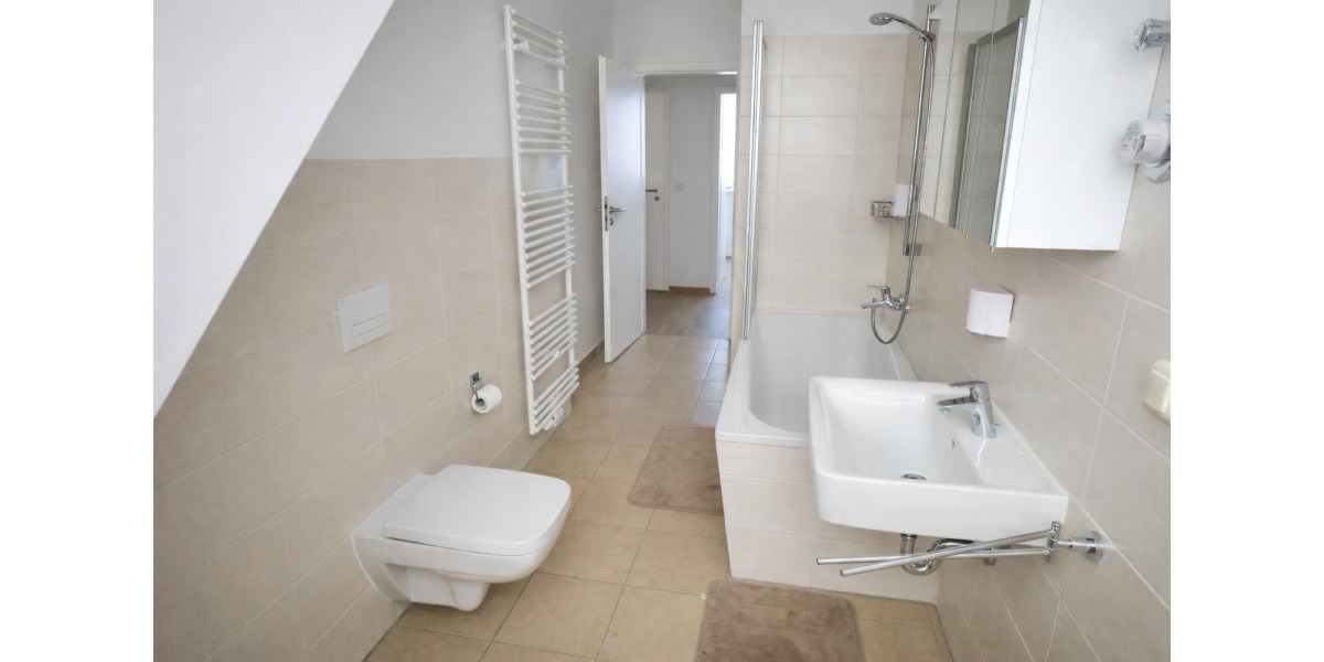 Mehrfamilienhaus, Wohnhaus Schkopau Röglitz - 1 Zimmer, 303 m&sup2;, 580.000&euro; | Angebot:25798022