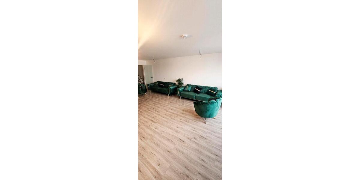 Etagenwohnung Halle (Saale) Halle-Neustadt - 3 Zimmer, 84 m&sup2;, 1.081&euro; | Angebot:24396665