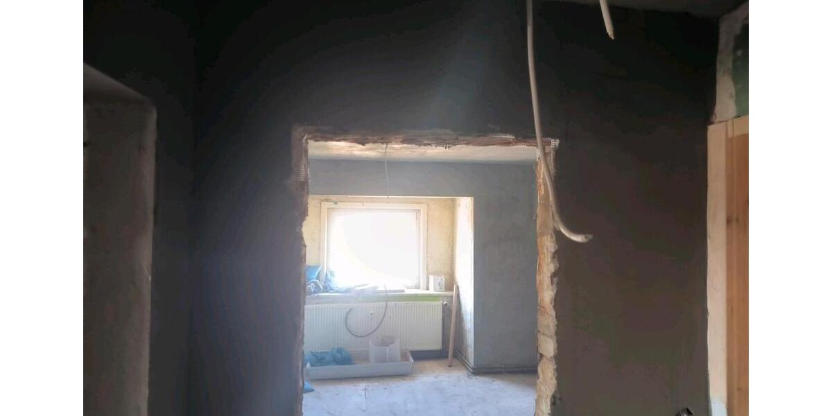 Dachgeschoßwohnung Südliches Anhalt - 4 Zimmer, 75 m&sup2;, 380&euro; | Angebot:26025268