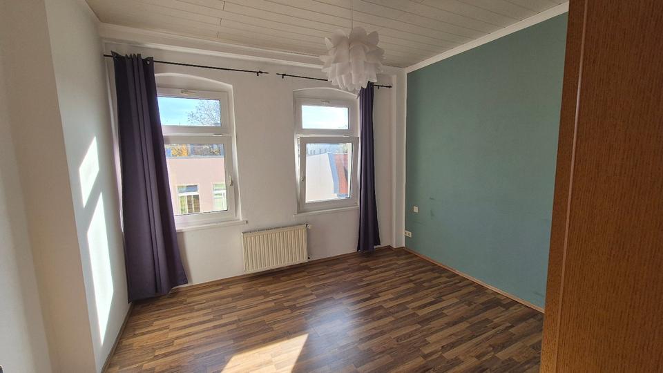 Dachgeschoßwohnung Halle (Saale) Frohe Zukunft - 2 Zimmer, 50 m&sup2;, 400&euro; | Angebot:27634465