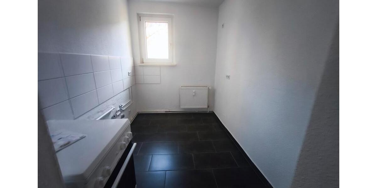 Etagenwohnung Merseburg - 2 Zimmer, 47 m&sup2;, 300&euro; | Angebot:25374789