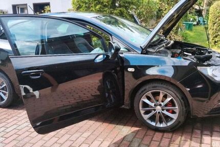 Seat Ibiza 90.500 km 6.300 &euro; Großbadegast 06369