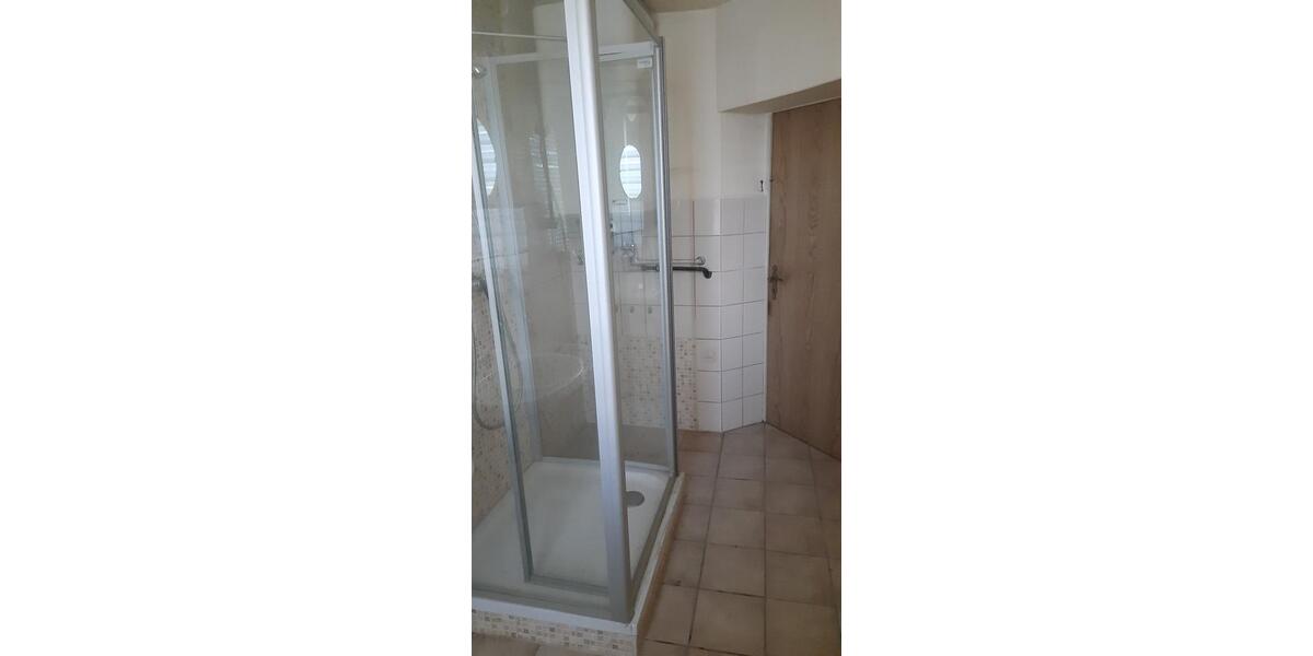 Erdgeschoßwohnung Salzatal - 3 Zimmer, 79 m&sup2;, 300&euro; | Angebot:26689260