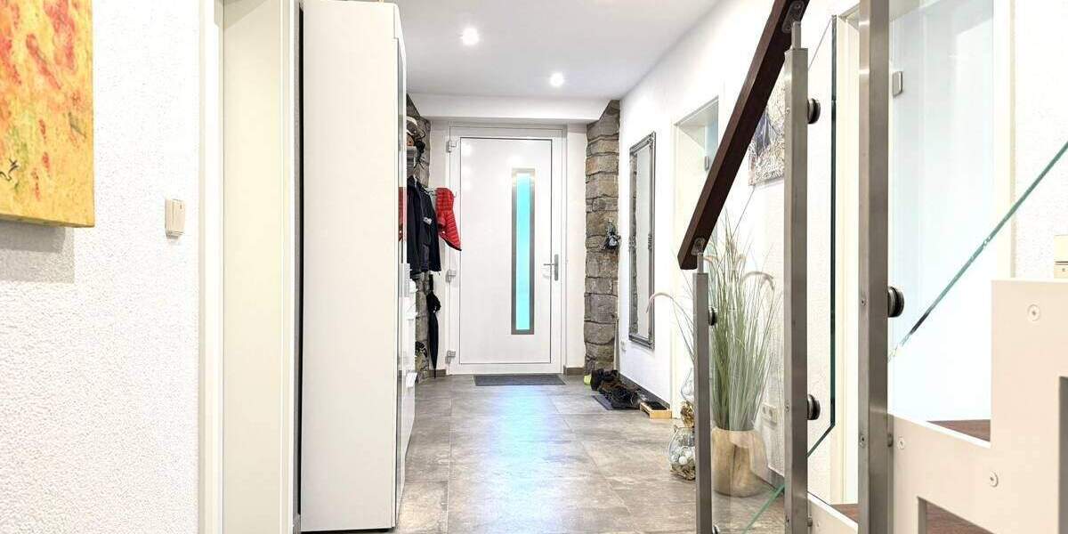 Einfamilienhaus Köthen - 6 Zimmer, 191 m&sup2;, 398.000&euro; | Angebot:25154040