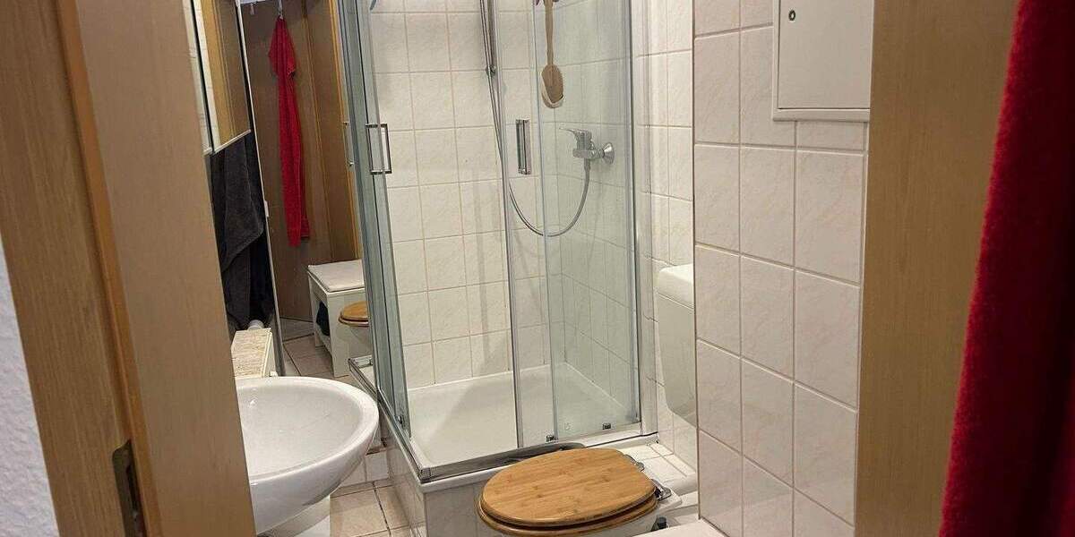 Etagenwohnung Halle (Saale) Giebichenstein - 4 Zimmer, 77 m&sup2;, 590&euro; | Angebot:26139860