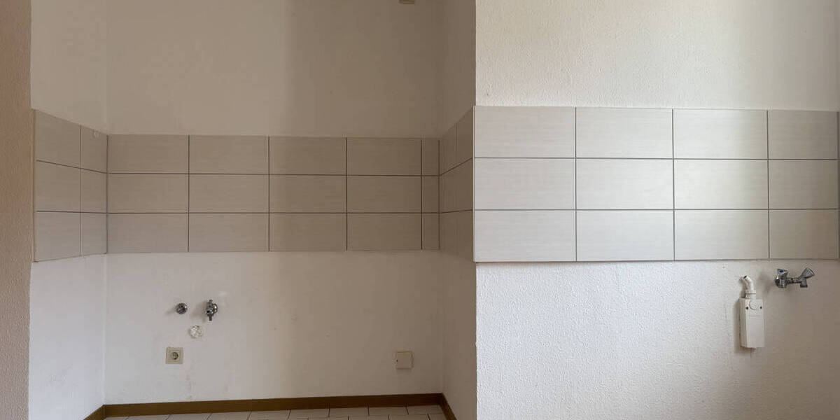 Etagenwohnung Halle Lutherplatz - 2 Zimmer, 49 m&sup2;, 410&euro; | Angebot:26786730