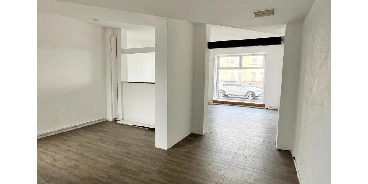 Erdgeschoßwohnung Bitterfeld-Wolfen Bitterfeld - 1 Zimmer, 96 m&sup2;, 700&euro; | Angebot:24884929
