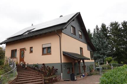 Einfamilienhaus in ruhiger Grüner Lage in 04509 Löbnitz 11 zimmer