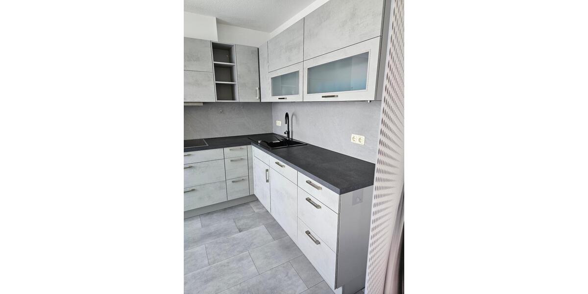 Dachgeschoßwohnung Bad Dürrenberg - 2 Zimmer, 61 m&sup2;, 115.000&euro; | Angebot:25539480