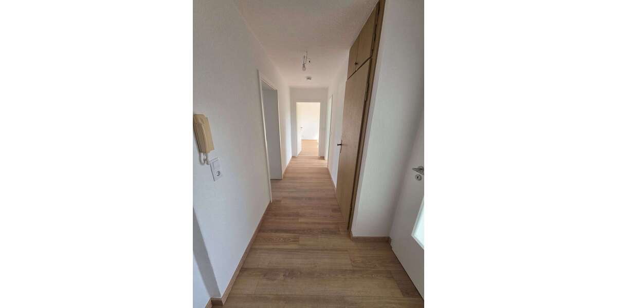 Etagenwohnung Bitterfeld Bitterfeld - 3 Zimmer, 67 m&sup2;, 501&euro; | Angebot:26904331