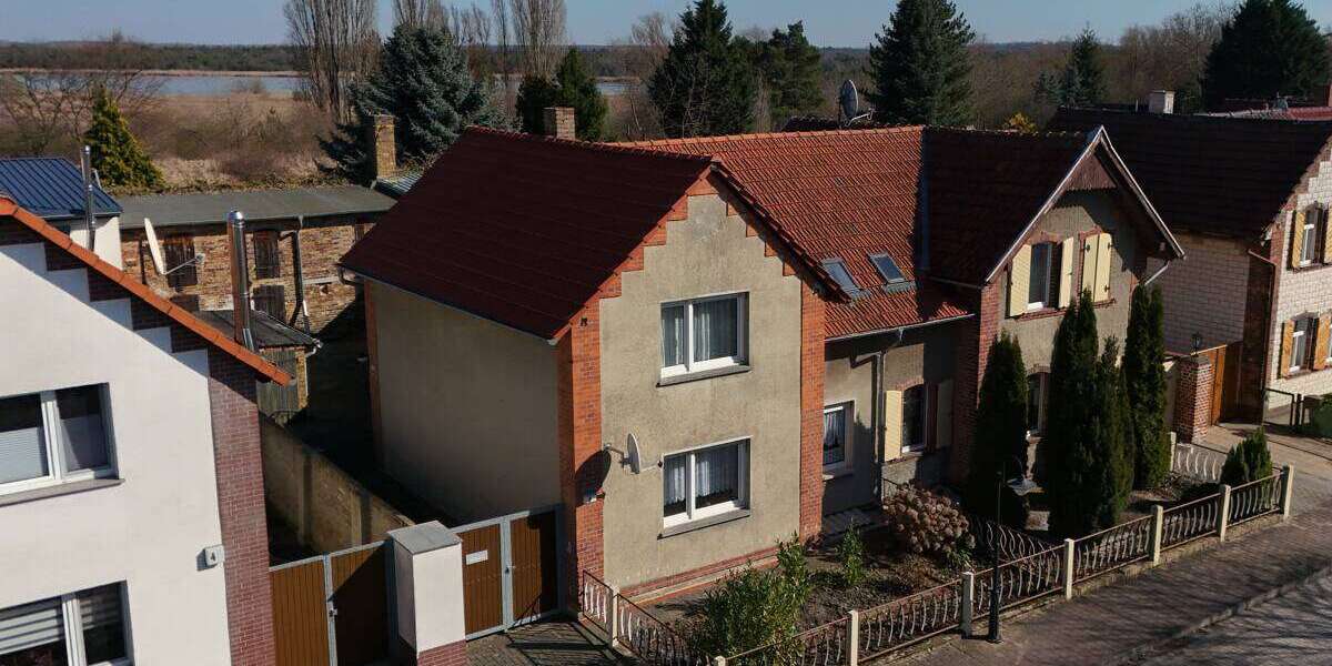 Einfamilienhaus Sandersdorf-Brehna Brehna - 5 Zimmer, 102 m&sup2;, 72.000&euro; | Angebot:25567585