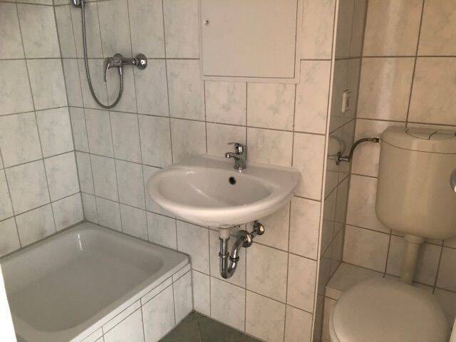 Etagenwohnung Halle (Saale) Südliche Neustadt - 2 Zimmer, 41 m&sup2;, 279&euro; | Angebot:26826626