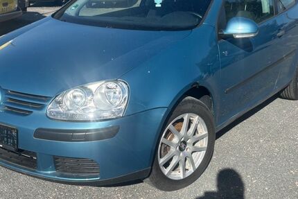 VW Golf 192.000 km 990 &euro; Leuna 06237