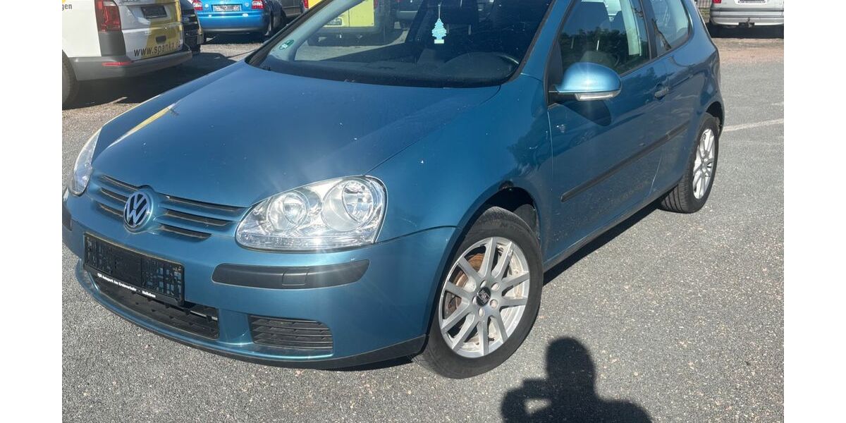 VW Golf 192.000 km 990 &euro; Leuna 06237