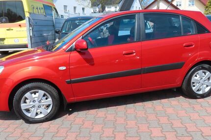 Kia Rio 117.880 km 2.700 &euro; Sandersdorf-Brehna 06796