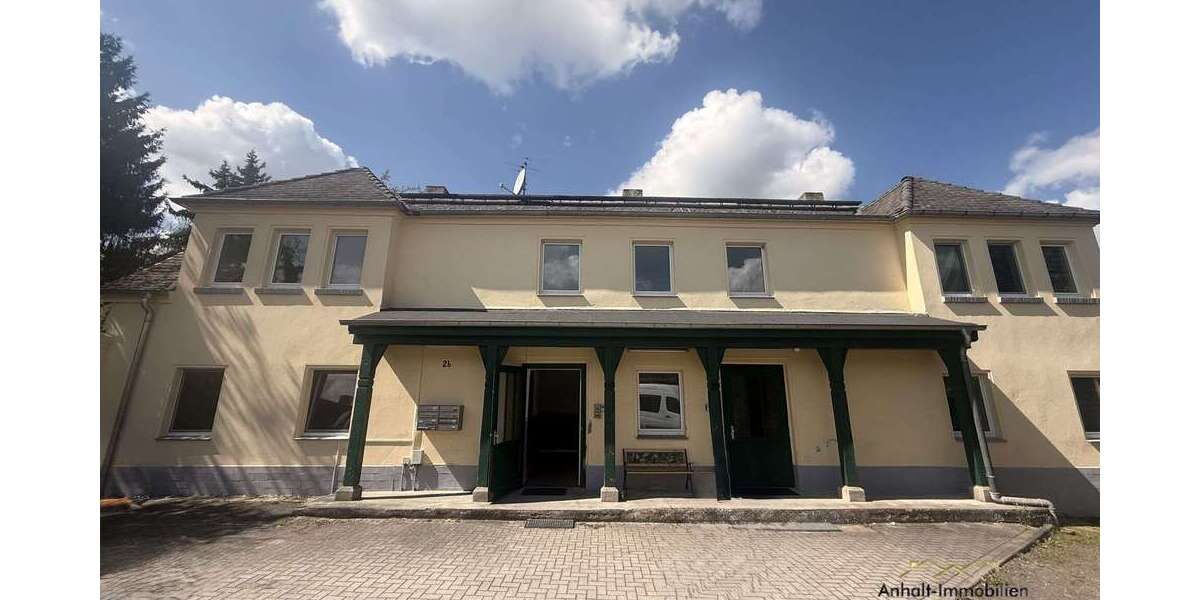 Etagenwohnung Holzweißig Holzweißig - 5 Zimmer, 100 m&sup2;, 900&euro; | Angebot:26926772