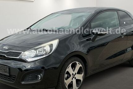 Kia Rio 160.567 km 2.499 &euro; Brehna 06796