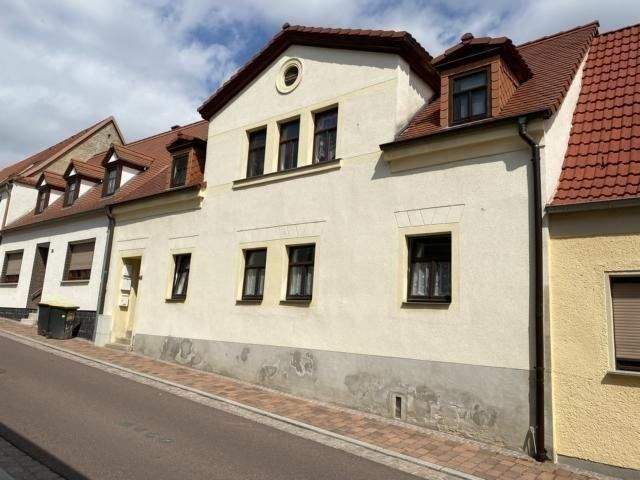 Mehrfamilienhaus, Wohnhaus Querfurt - 1 Zimmer, 249 m&sup2;, 150.000&euro; | Angebot:21679586