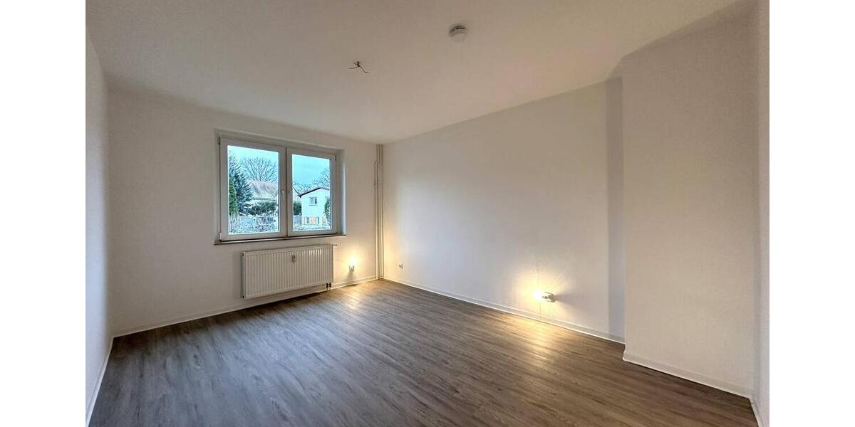 Etagenwohnung Bitterfeld-Wolfen Wolfen - 3 Zimmer, 59 m&sup2;, 599&euro; | Angebot:26001633