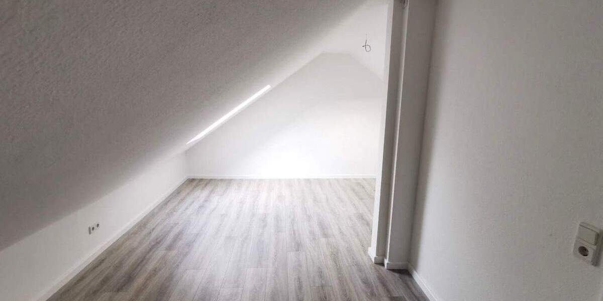Doppelhaushälfte Leuna Zöschen - 4 Zimmer, 102 m&sup2;, 300.000&euro; | Angebot:24808711