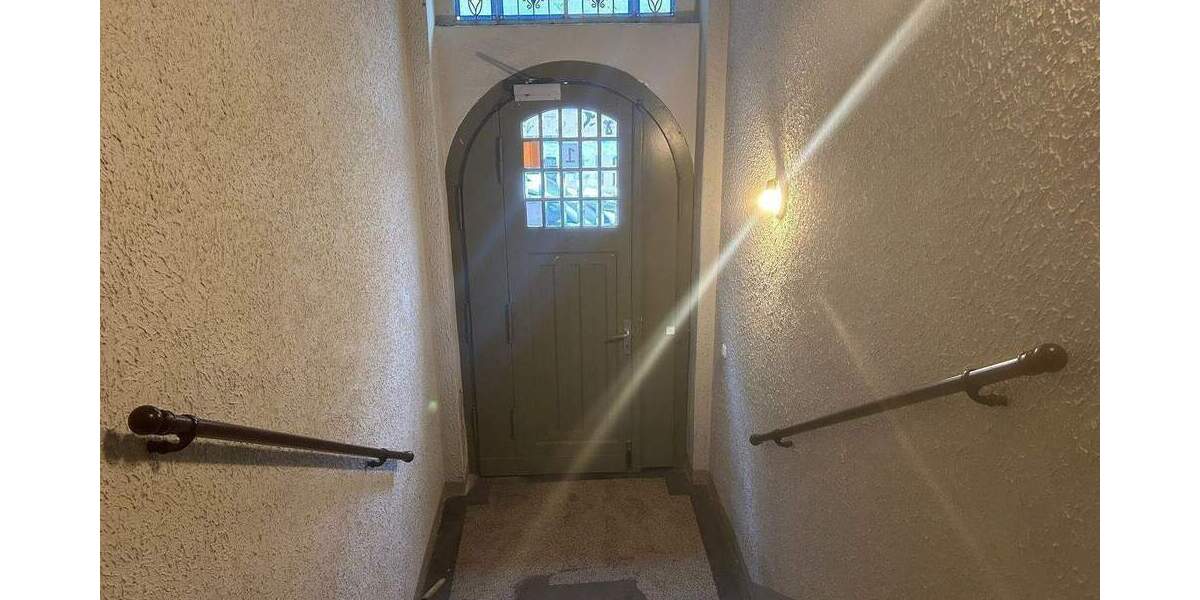 Etagenwohnung Halle (Saale) Innenstadt - 3 Zimmer, 90 m&sup2;, 774&euro; | Angebot:26274021