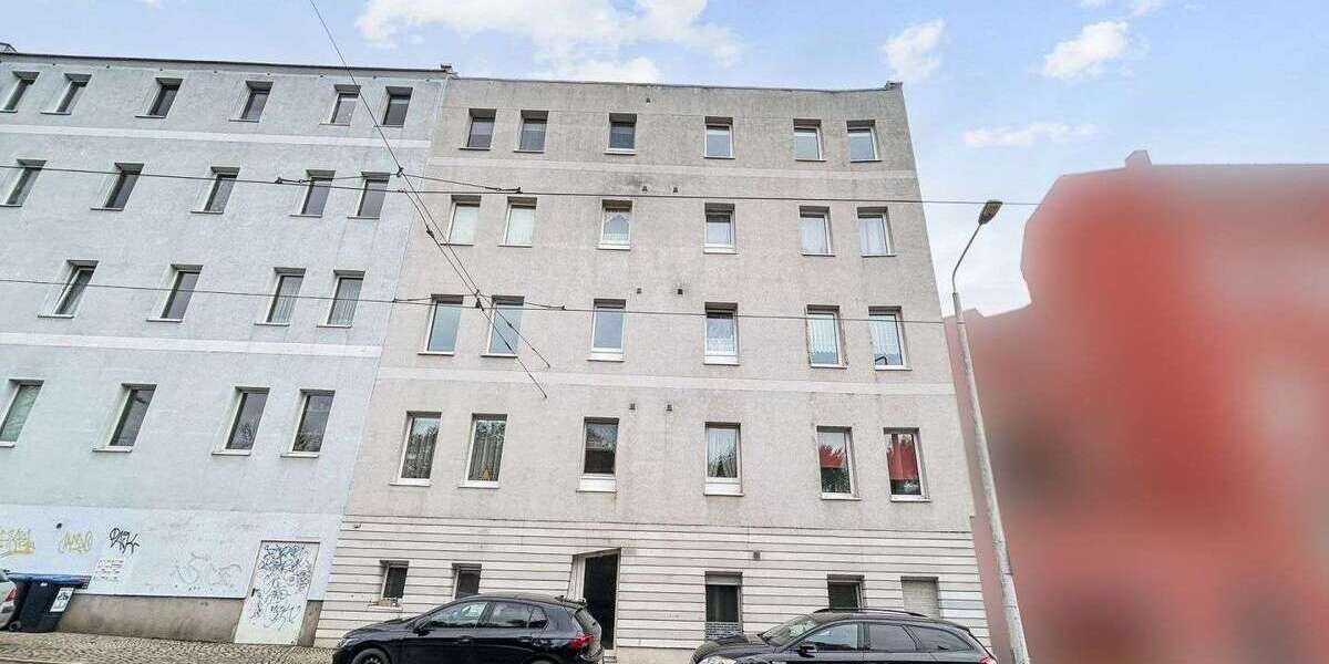 Etagenwohnung Halle Am Wasserturm/Thaerviertel - 6 Zimmer, 112 m&sup2;, 149.000&euro; | Angebot:24446325