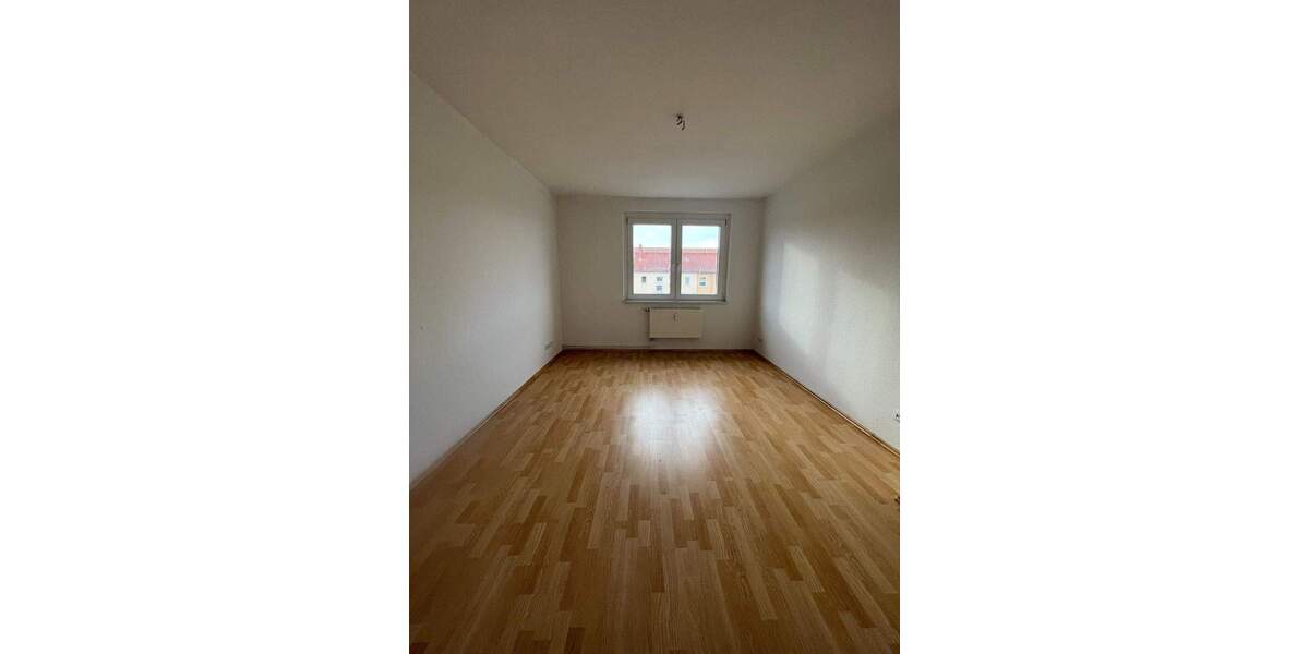 Zimmer Halle/Saale Südstadt - 3 Zimmer, 59 m&sup2;, 445&euro; | Angebot:25968710