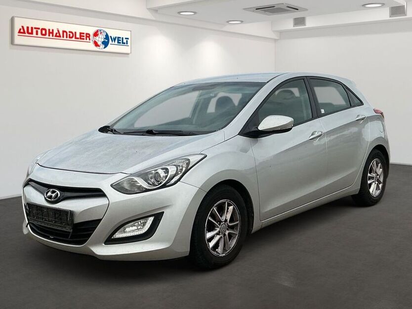 i30