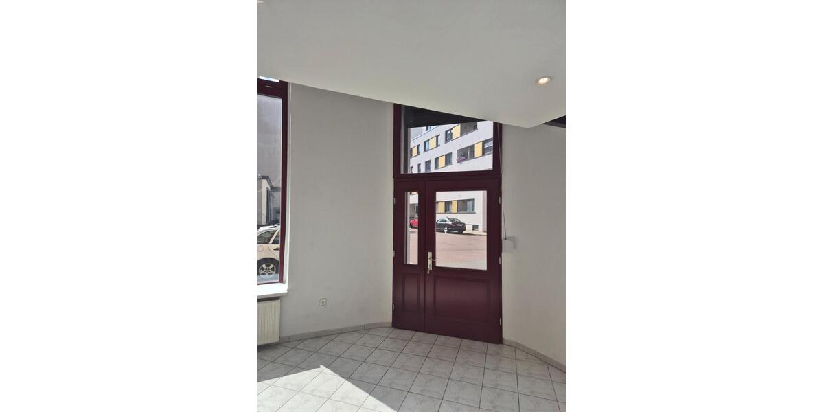 Gewerbeobjekt Halle (Saale) Damaschkestraße - 700&euro; | Angebot:24366287