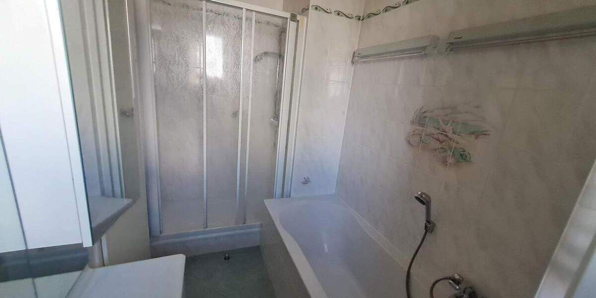 Etagenwohnung Bitterfeld-Wolfen Wolfen - 4 Zimmer, 83 m&sup2;, 78.500&euro; | Angebot:23044598