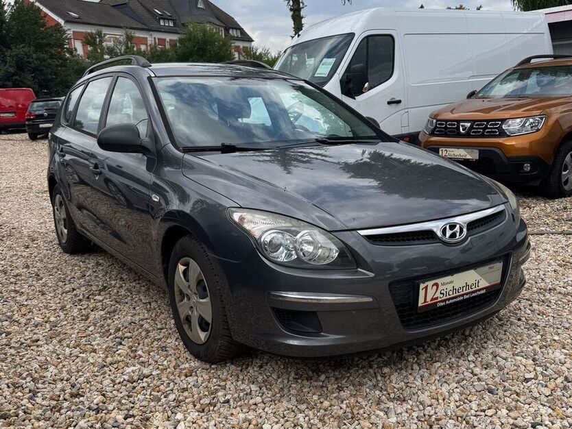 i30