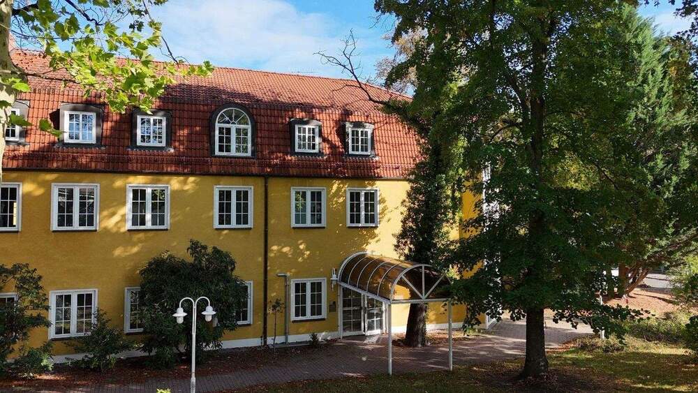Mehrfamilienhaus, Wohnhaus Markranstädt Quesitz - 6 Zimmer, 2 m&sup2;, 2.800.000&euro; | Angebot:25215239