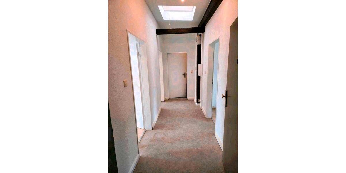 Dachgeschoßwohnung Halle (Saale) - 2 Zimmer, 79 m&sup2;, 109.000&euro; | Angebot:26114166